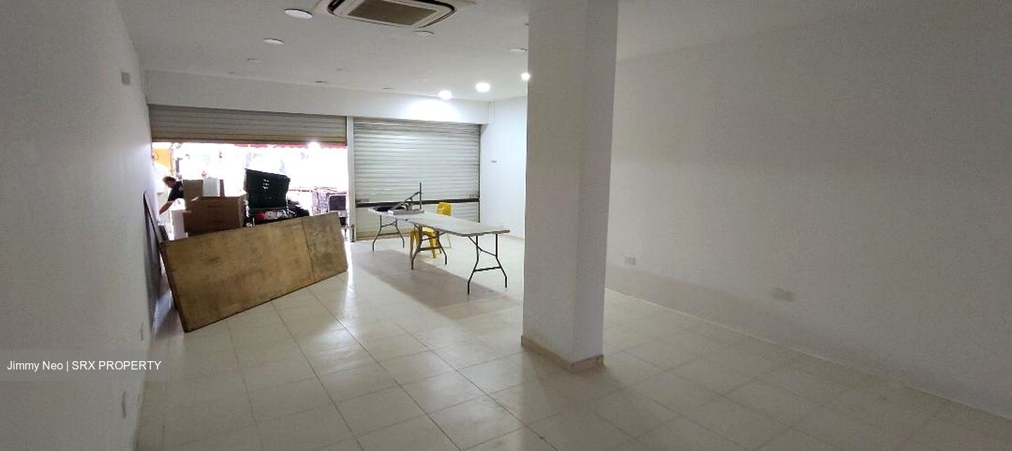 Ang Mo Kio Avenue 10 (D20), Shop House #514127871